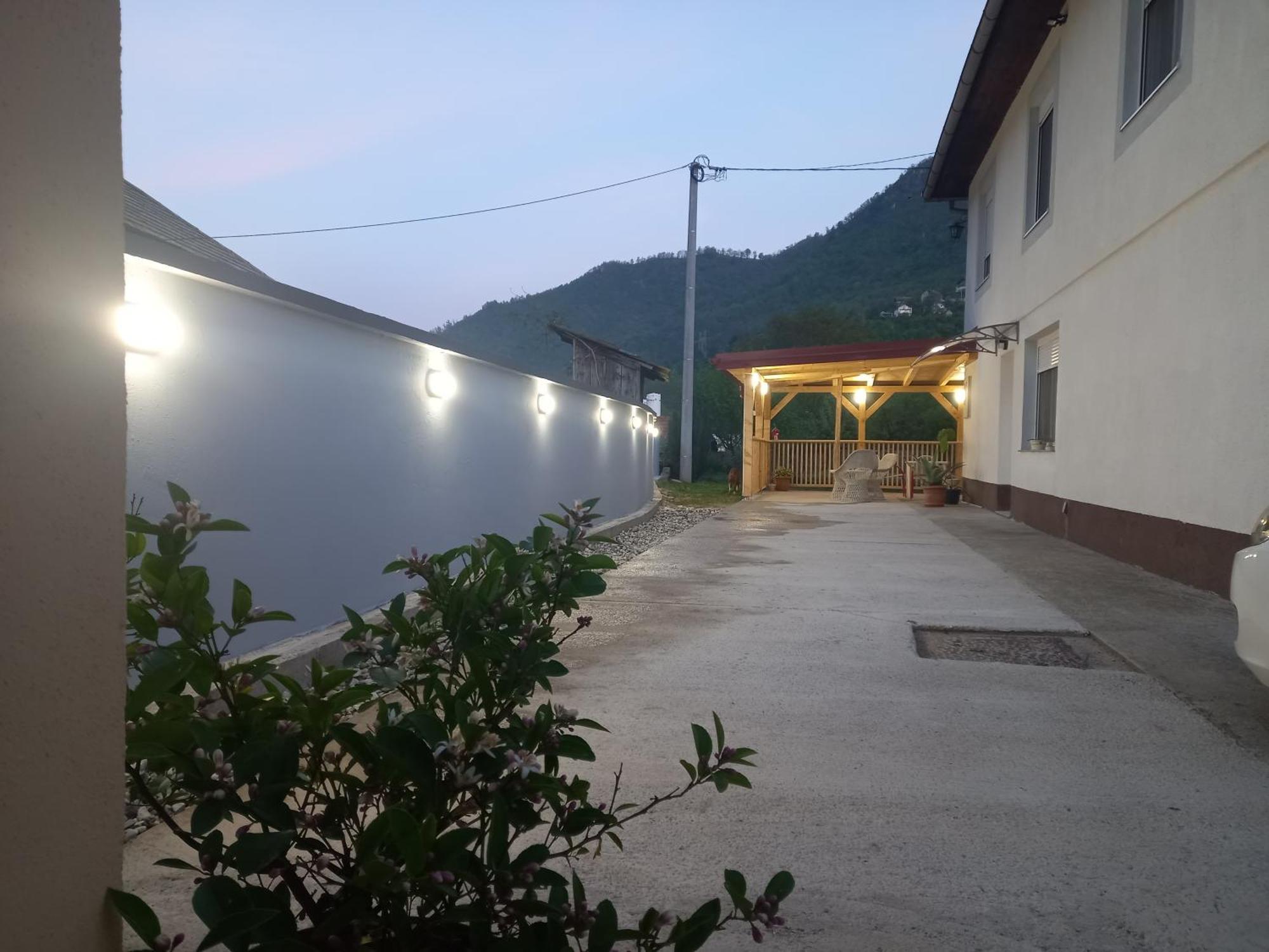 Apartman Neretva คอนยิค ภายนอก รูปภาพ